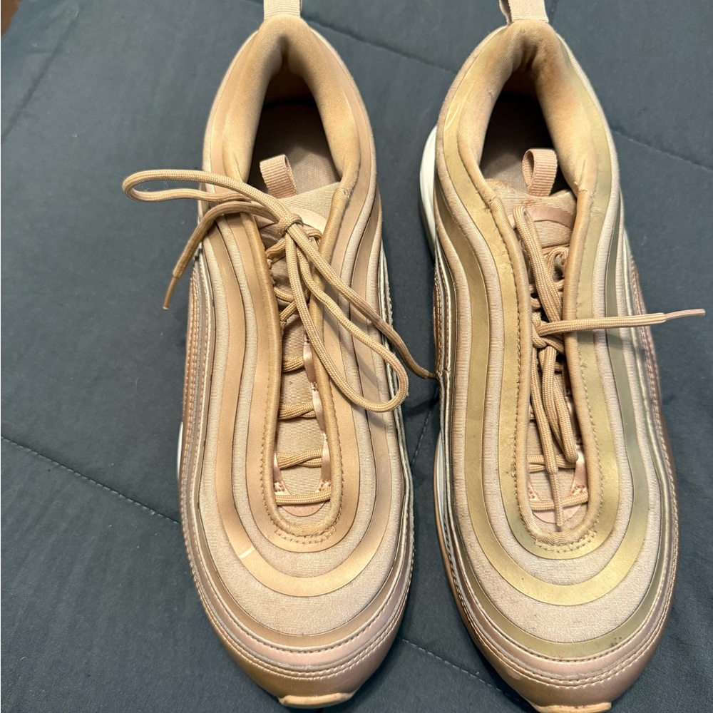 Nike Beige Casual Sneakers